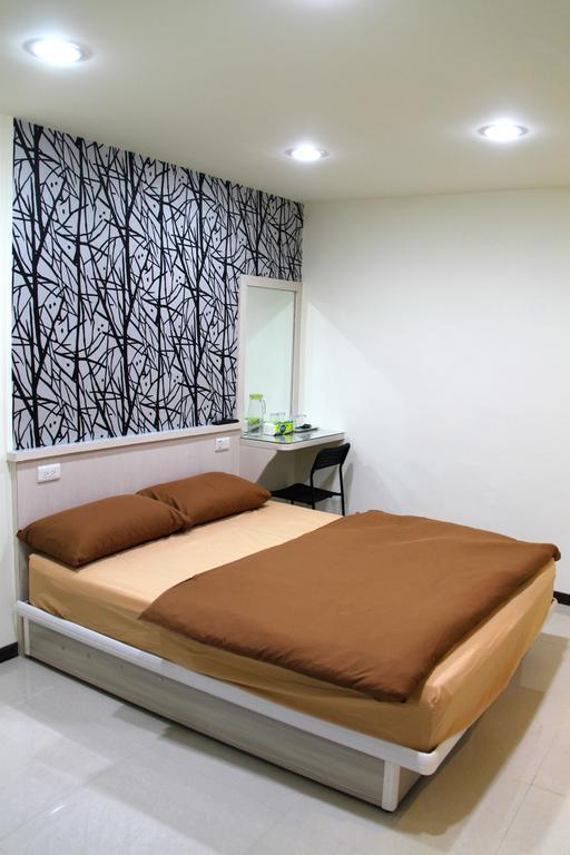 Haozhan B&B Taichung Exteriör bild